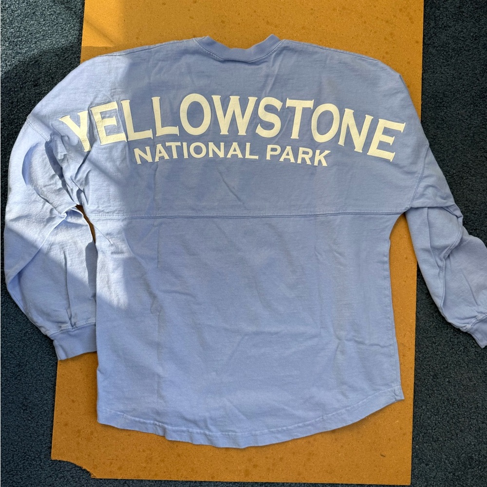 Yellowstone National Park Blue Long Sleeve Shirt Size small